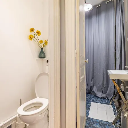 Guestready - Appt Chic Dans Le Marais Parigi